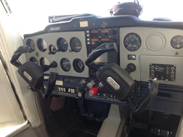 N63207 Cessna 150M Instrument Panel